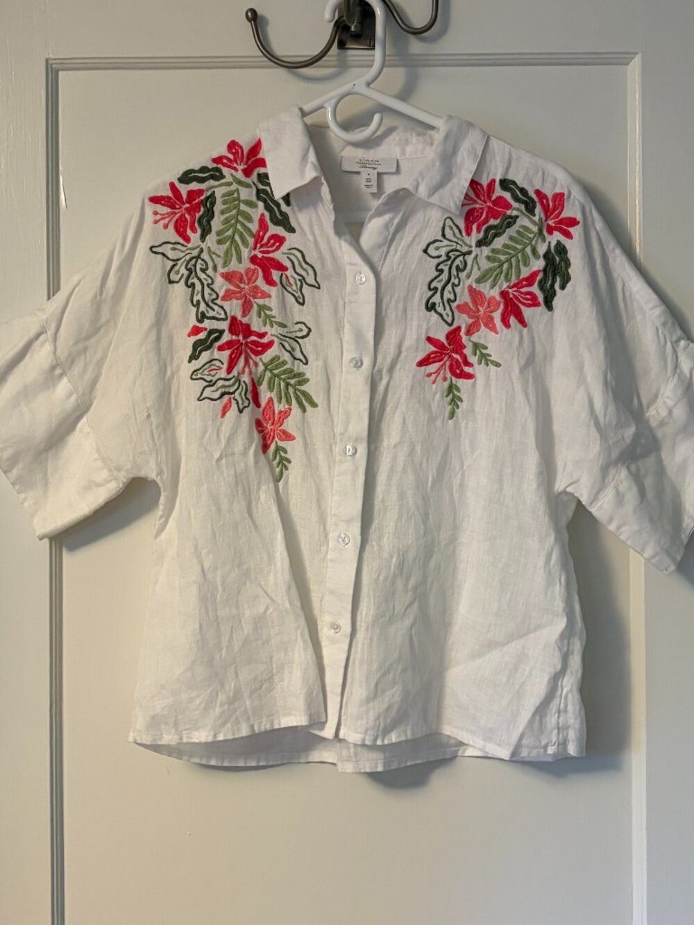 Charter Club luxury 100% linen floral embroidered blouse size small